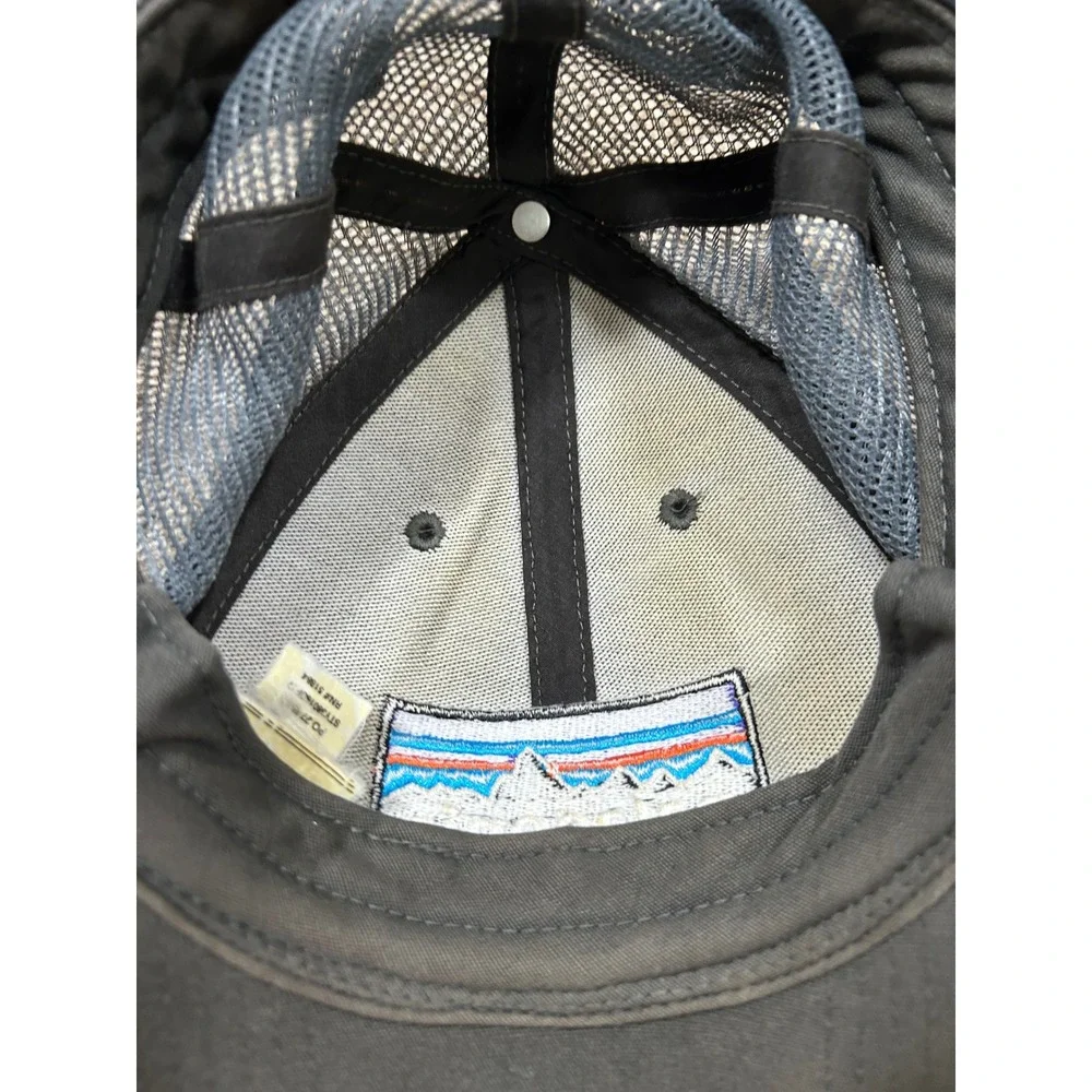 Patagonia‎ Logo Trucker Hat Cap Mesh Back Adjustable Gray Mens Outdoor